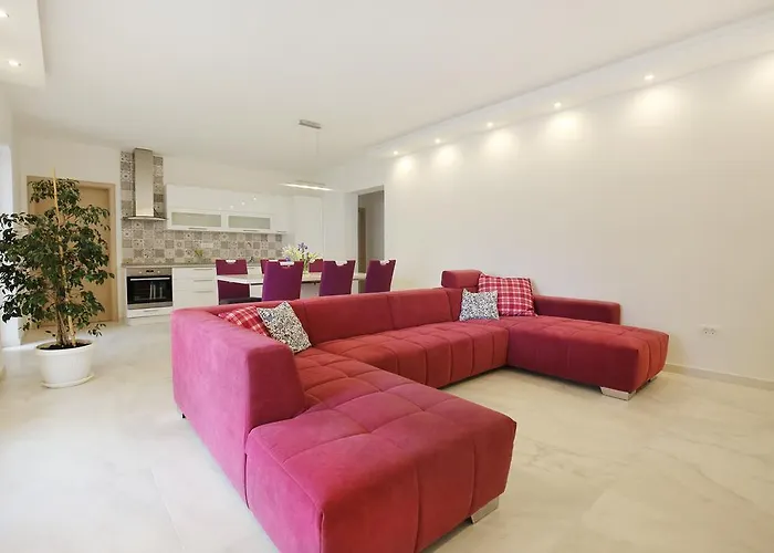 Bella Casa *