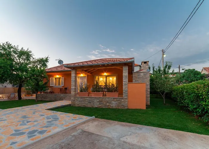 בית נופש Bella Casa Sukošan