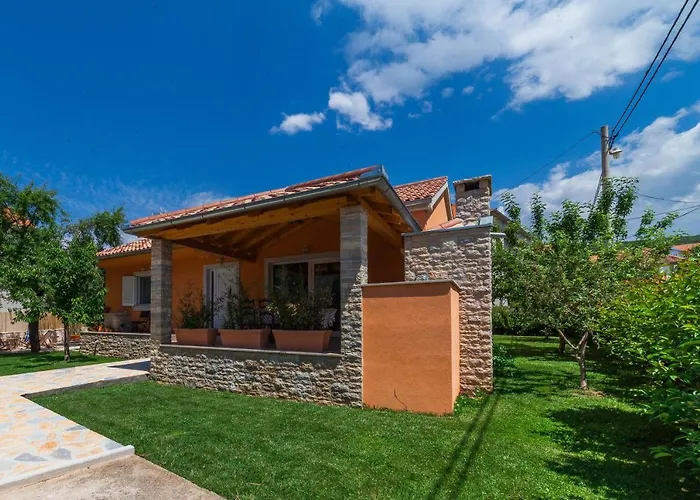 Bella Casa *